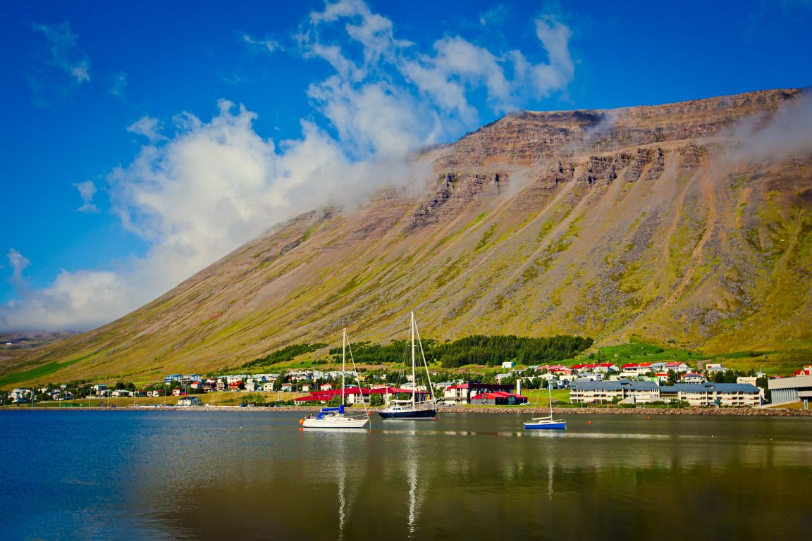  Isafjordur