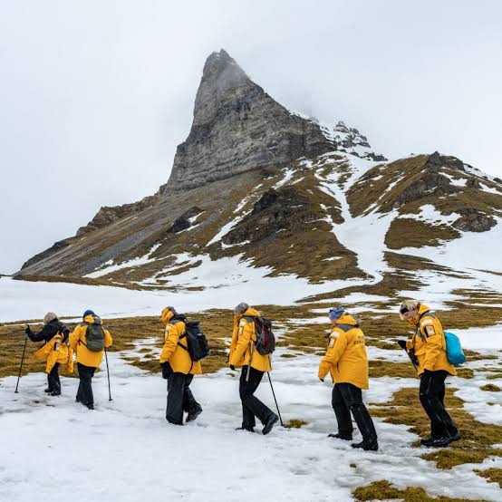 Springtime in the Svalbard wilderness