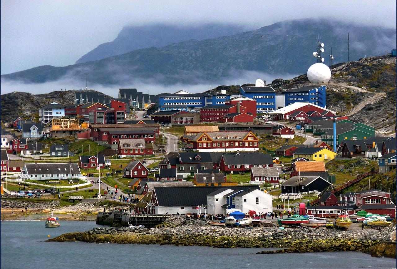 Nuuk and Embark