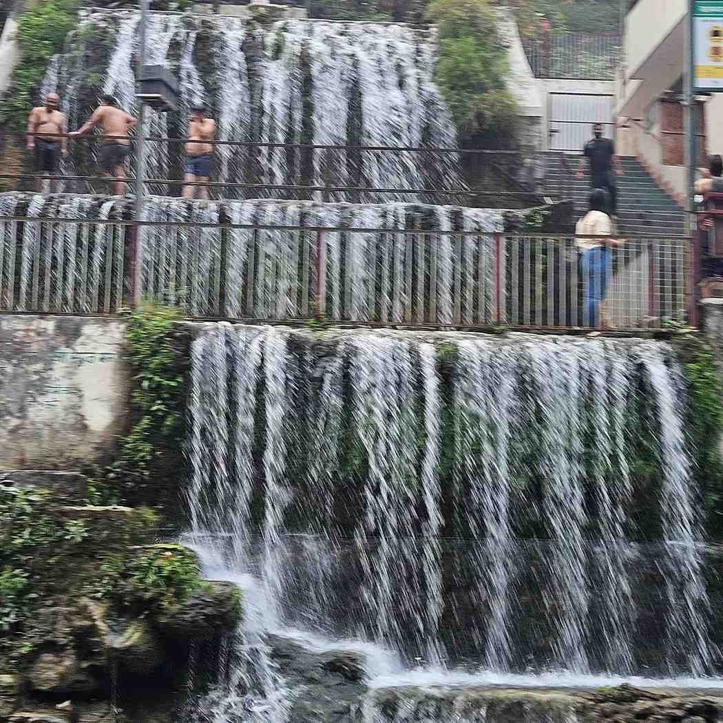 Dehradun to Yamunotri [Flying Duration: 30 - 40 mins]