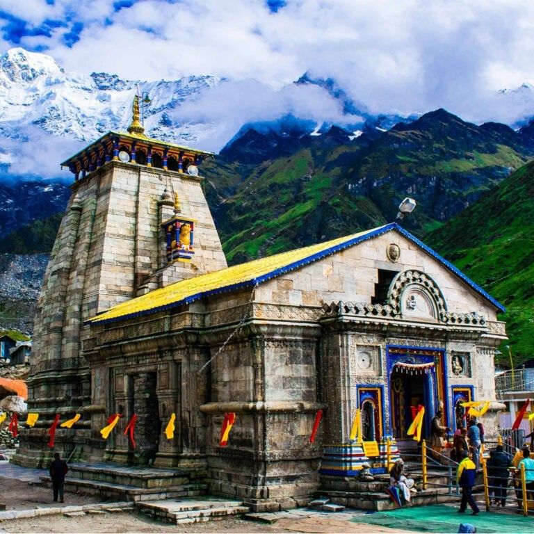 Kedarnath to Guptkashi (Trek and Drive)