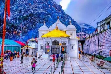 Uttarkashi to Gangotri Temple
