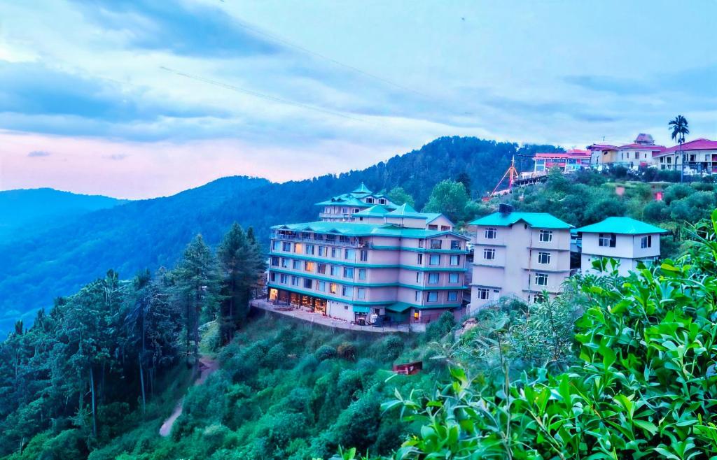 Shimla and Kufri Sightseeing Tour