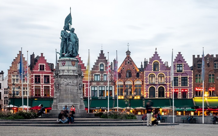 AMSTERDAM - BRUGES - PARIS