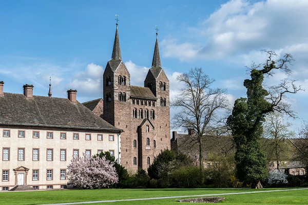 DORTMUND - FAIRY TALE ROUTE - HANNOVER