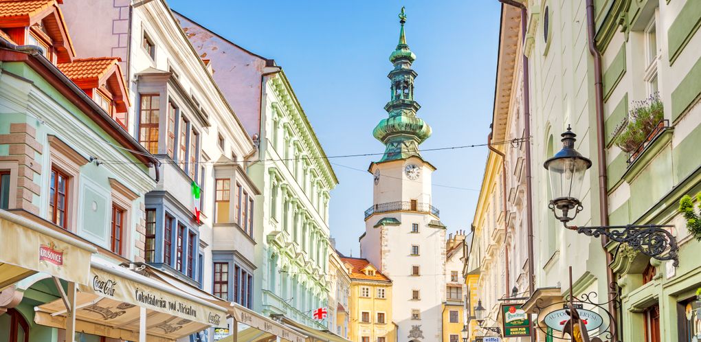  BUDAPEST - BRATISLAVA - PRAGUE
