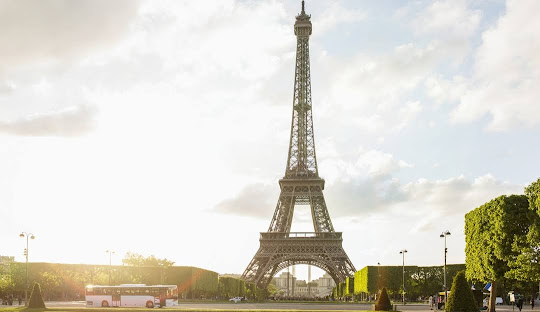Barcelona – Paris