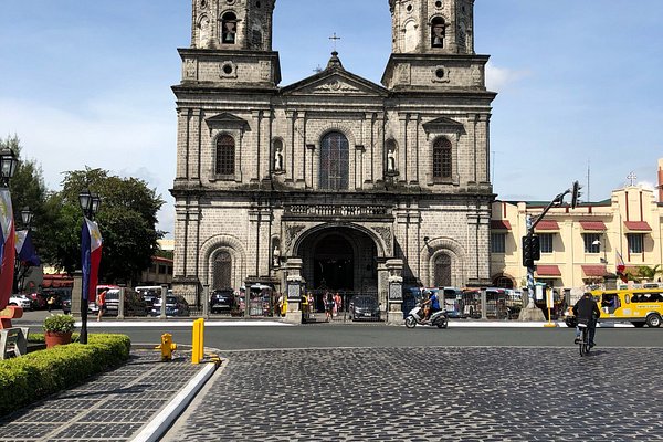 Manila City Tour And Destileria Visit