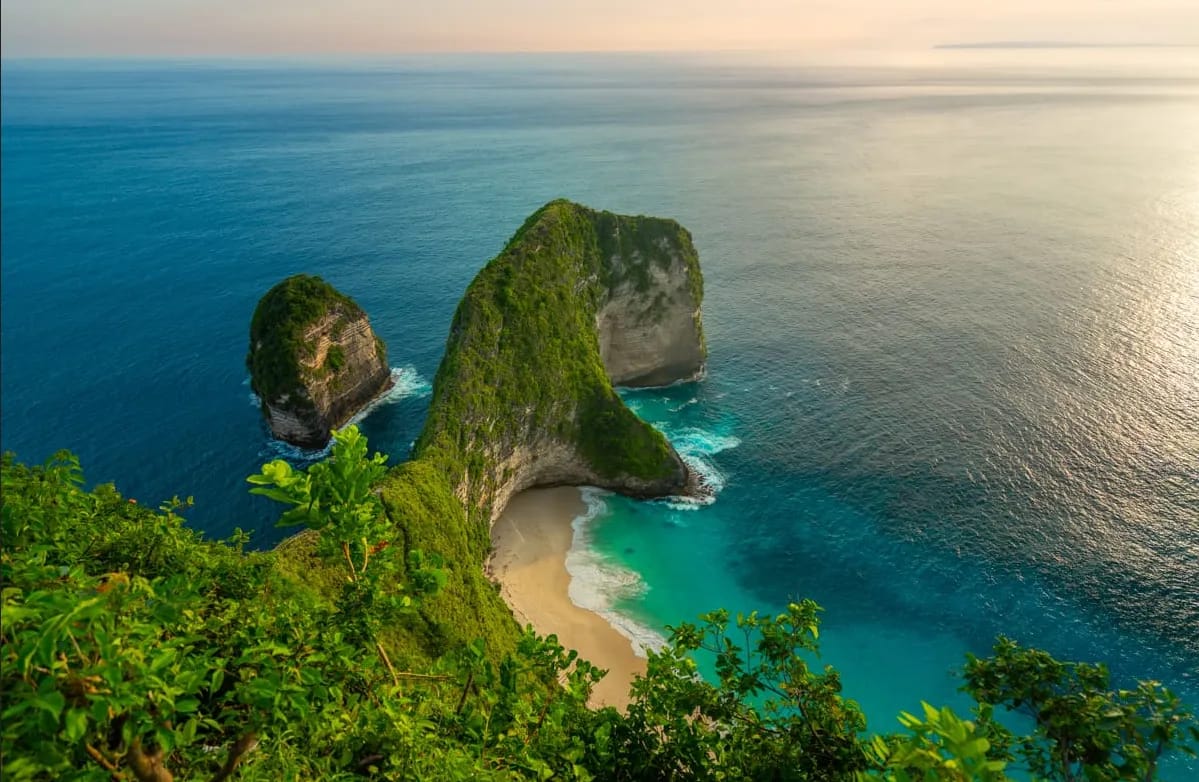 Nusa Penida Adventure & Relaxation