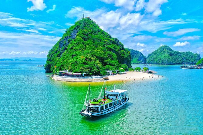 Halong Bay Day Cruise (Private Transfers) (lunch included)