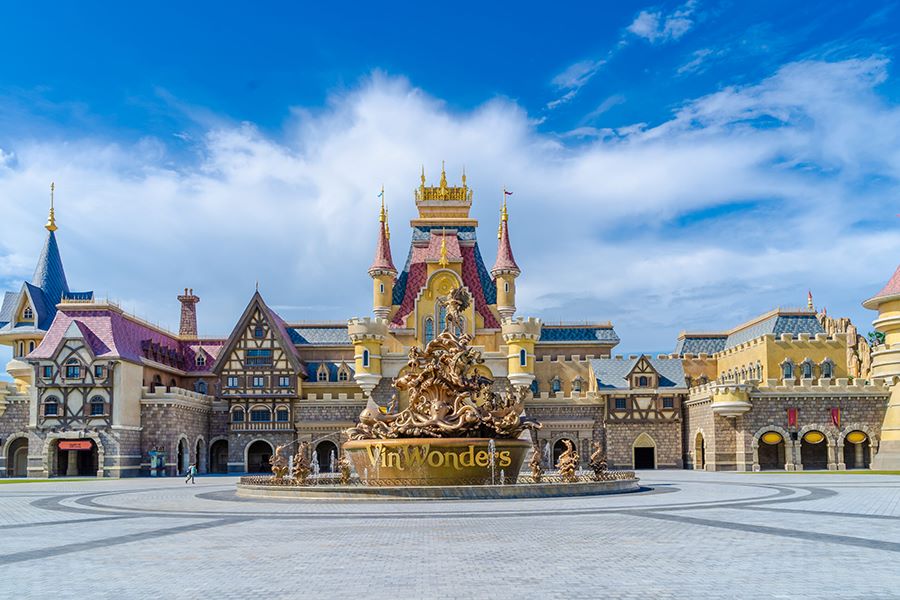 Day Tour to Vin Wonders and Vin Safari (Private transfer)