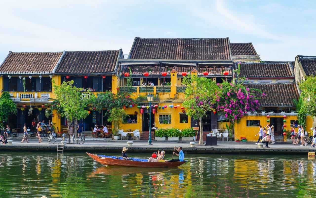 Fly to Da Nang || Hoi An Ancient town tour with Lantern Boat Ride